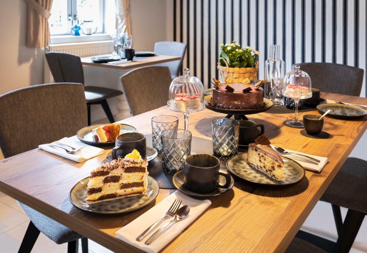 Aston'S Hotel 로텐바크안데르페그니츠 외부 사진